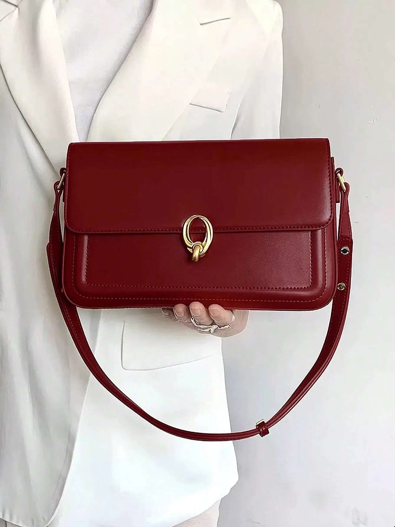 Retro Women's 2025 New High-end Texture Niche Underarm Bag, Fashionable Designer Shoulder Bag