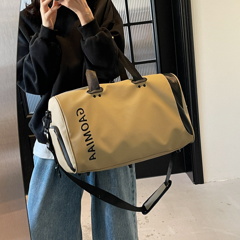 Designer New fashion casual outdoor storage single shoulder crossbody lage Yoga fiess bag large capacity