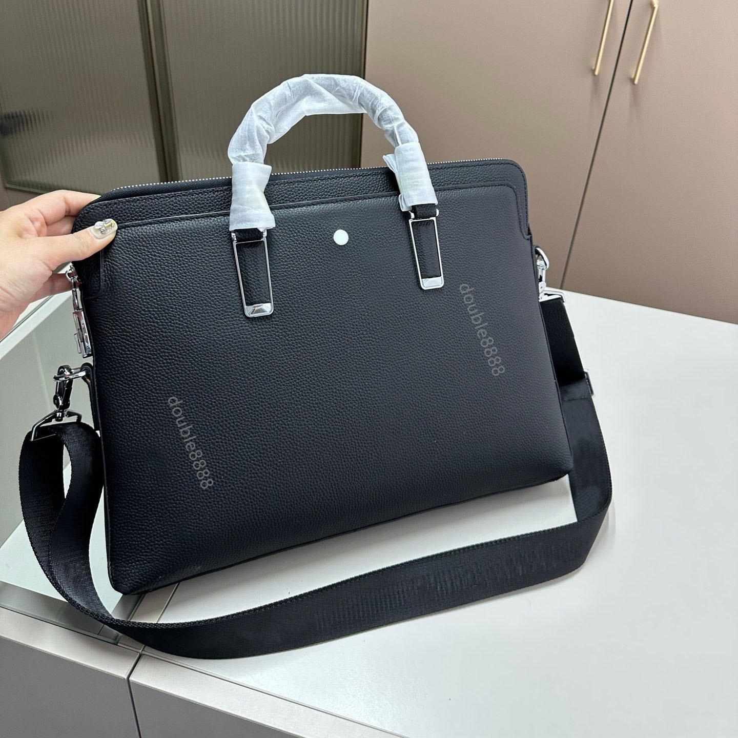 Designer man messenger bag Soft Grain Cowhide Briefcase with Removable Adjustable Shoulder Strap Single Shoulder Bag genuine leather business bag Laptop Bag