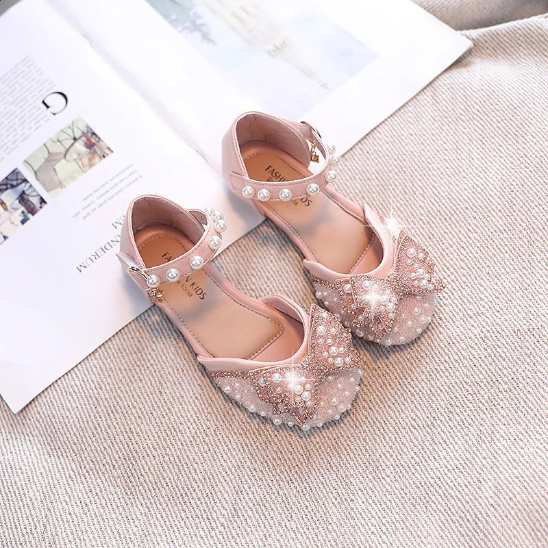 Girls Sandals Summer Butterfly Princess Shoes Baby Soft Bottom Bright Diamond Dance Shoes Pearl Performance Shoes H08068 250219