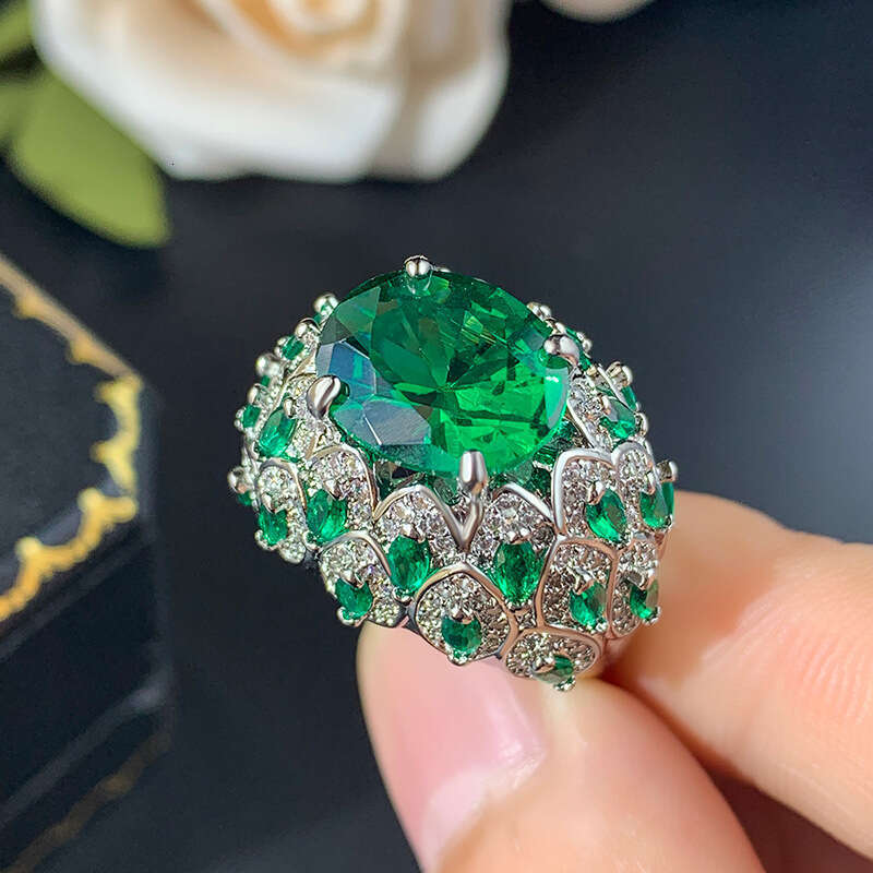 New Jewelry Ring Female Simulation Red Corundum Grandmother Green Blue Sharp Crystal Full Diamond Luxury Set High End Women's