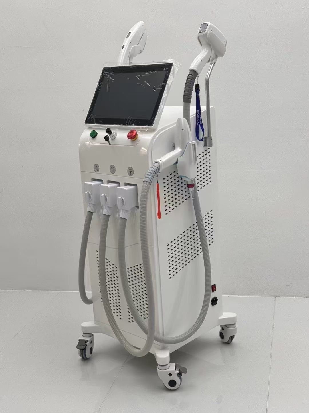 Multifunctional 3 in 1 Diode Laser Hair Removal Nd Yag Totatto Removal IPL Laser Hair Removal Skin Rejuvenation Laser Epilator