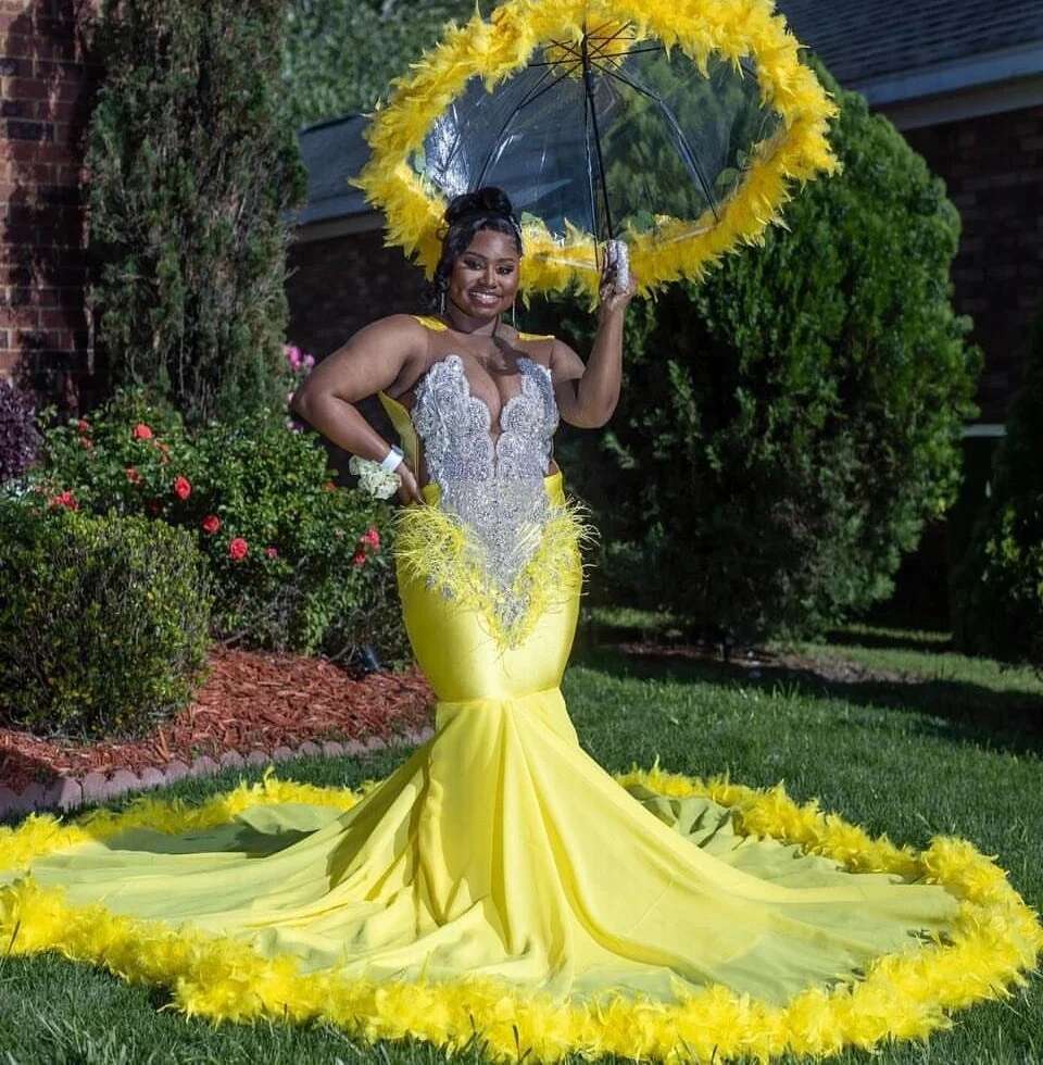 Yellow African American Long Prom Dresses For Black Girls Mermaid Sheer Feather Crystals Women Party Evening Gown Customized