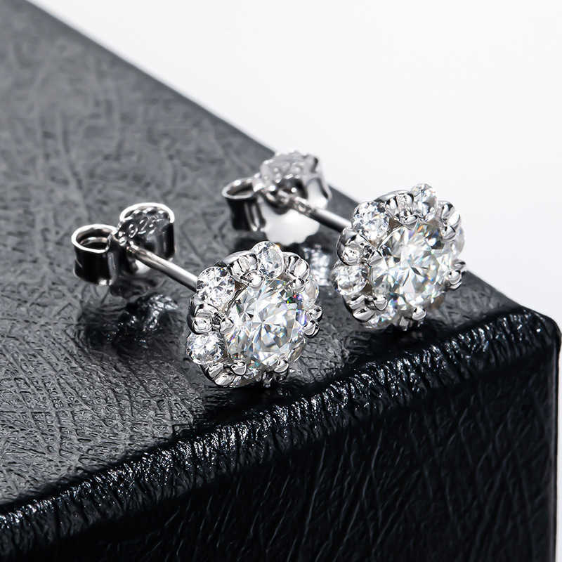 Luster Jewelry Fashion 1CTW GRA Certified Moissanite Earring Halo Design 925 Sterling Silver Flower Earring