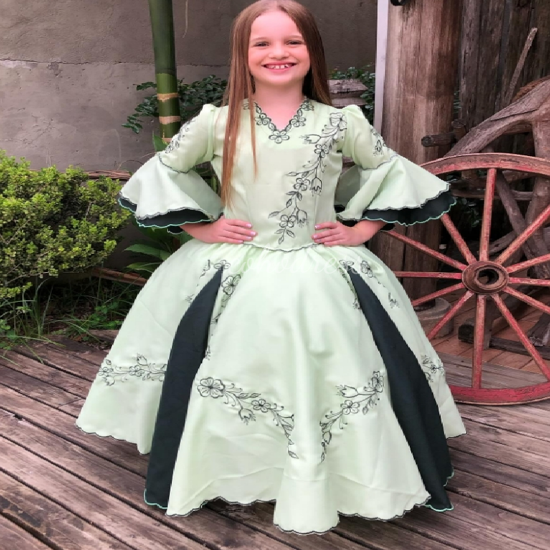 Sage Green Mexican Flower Girls Dress With Embroidery Mariachi Escaramuza Pageant Dress Kids Wedding Party Dress 2025 Inspired Idea Birthday Occasion 