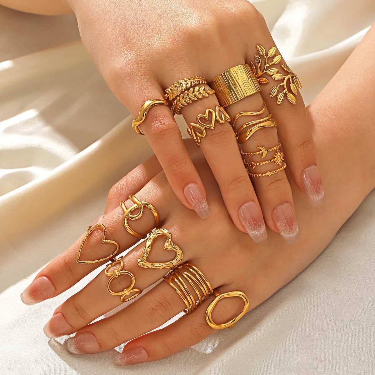 Gold Color Stainless Steel Heart Ring Women Metal Finger Hollow Ring Waterproof Jewelry Girlfriend Gift Bijoux Femme AnillosXJ250219
