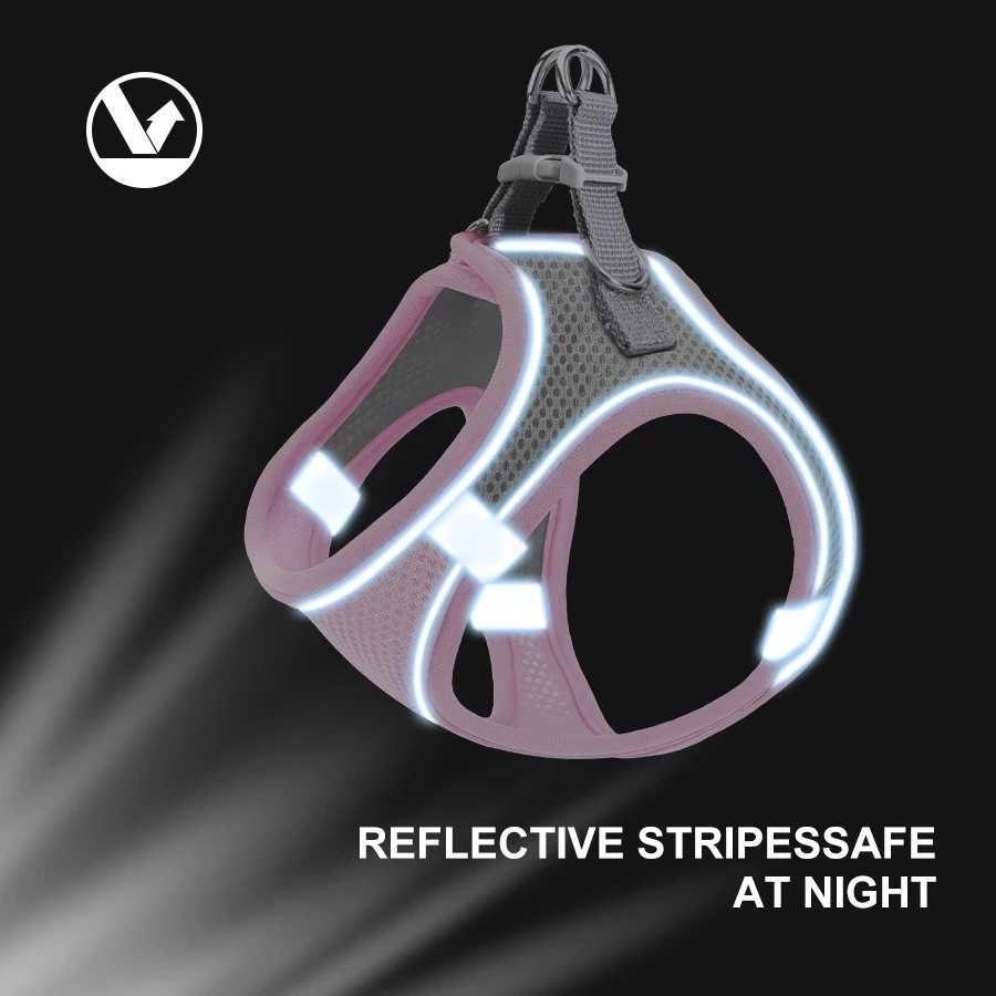 Dog Harness Reflective Pet Harnesses And Leashes Set Adjustable Pet Harness for Small Dogs Cats Pug Chihuahua Dog AccessoriesXJ250218