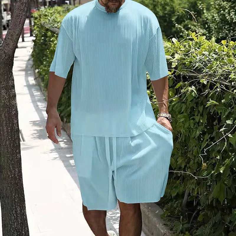 T-shirt Loose Short Sleeved Casual Sports Suit Mens Shorts Cool European and American Ice Silk Summer Mens ClothingXJ250218