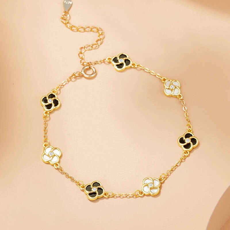 Lucky Clover sterg sier for women, niche design, light wer bracelet, ins style heart-shaped bracelet