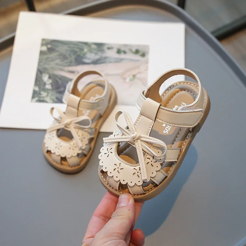 Summer Baby Girls Sandals Cut-Outs Lace Princess Shoes Children Sandals Anti Slip Soft Sole Toddler Kids Beach Shoes Size 21-30 250218