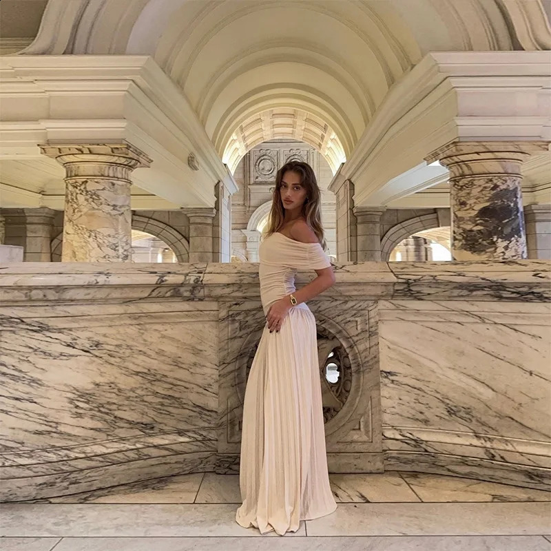 Sexy Elegant Women Slim Long Dresses Vintage Backless High Waist Pleated A Line Maxi Dress Summer Female Holiday Party Robe 250218