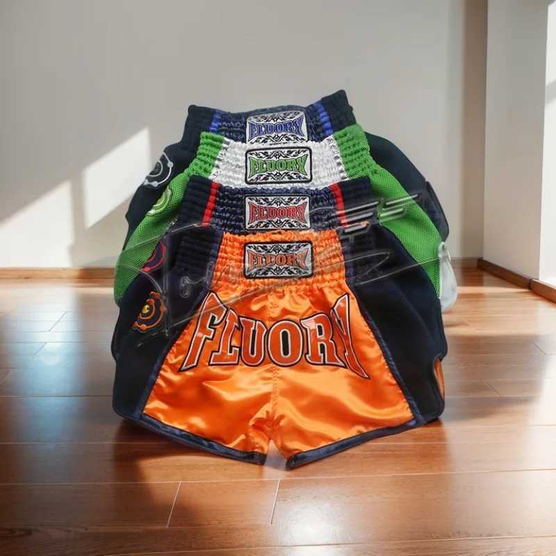 Childrens flexible Muay Thai embroidered patch boxing shorts W250219