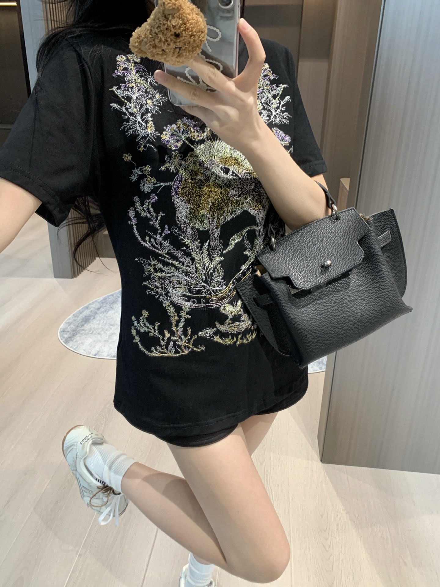 Di0r floral embrodiery Tshirt graffiti Customized Fashion Tailored Fashion drop shipping wholesale factory outlet D