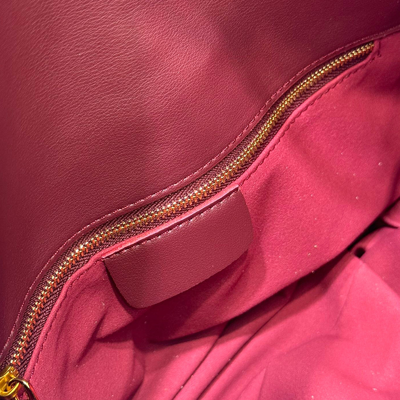 Elegant Temperament Liberta Clutch Designer Handbag Women Bags Genuine Leather Exquisite Banquet Bag Ladie Purse Magnetic Closure Lady Wallet