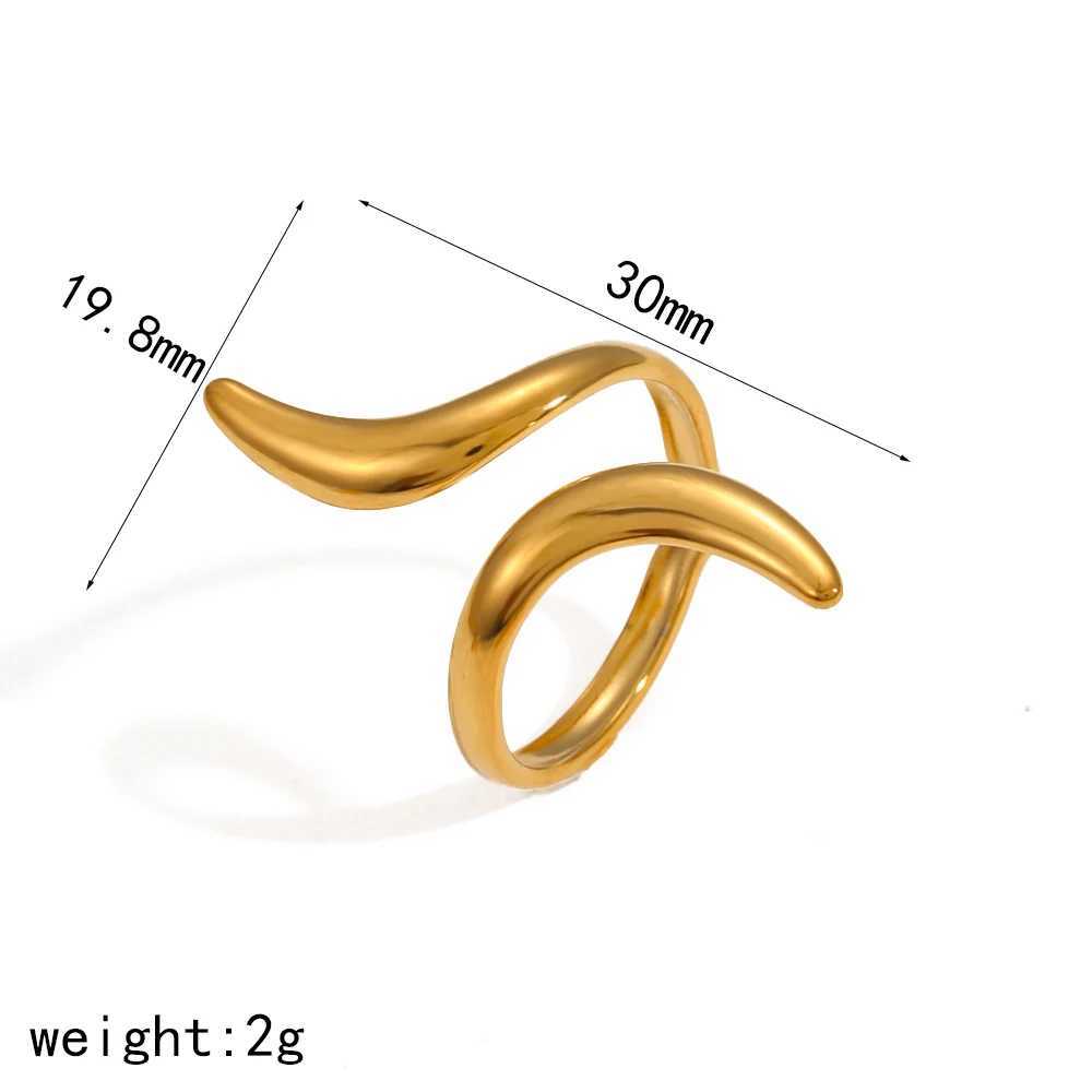 New Fashion Stainless Steel Chunky Smooth Rings For Women Creative Water Drop Shape Rings Jewelry GiftXJ250219