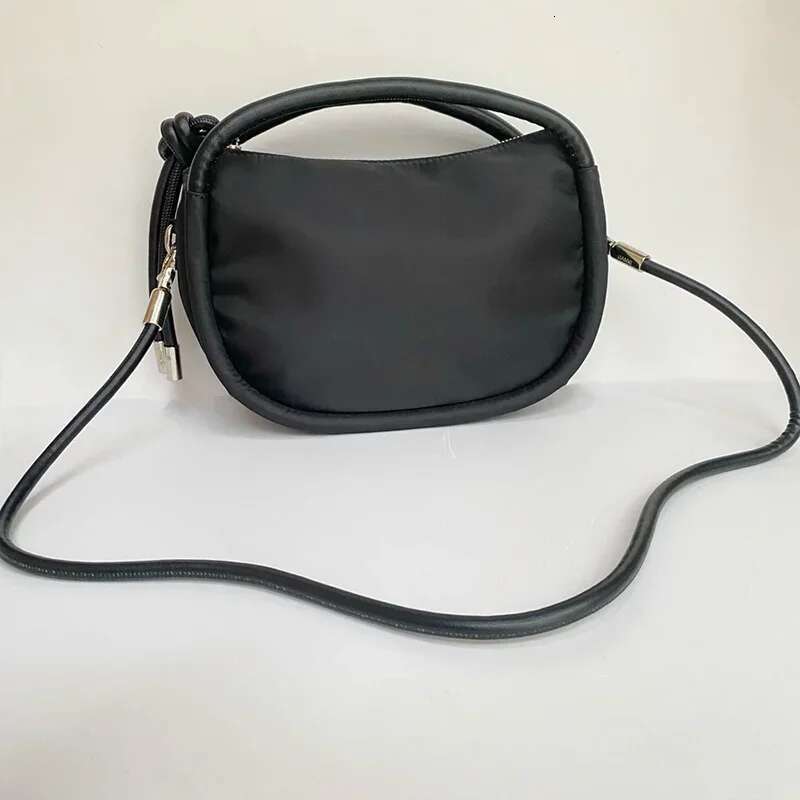 new style New Women Crossbody Fashion Design Large Capacity Shoulder Bag High Quality Retro Simple Ladies Handbag