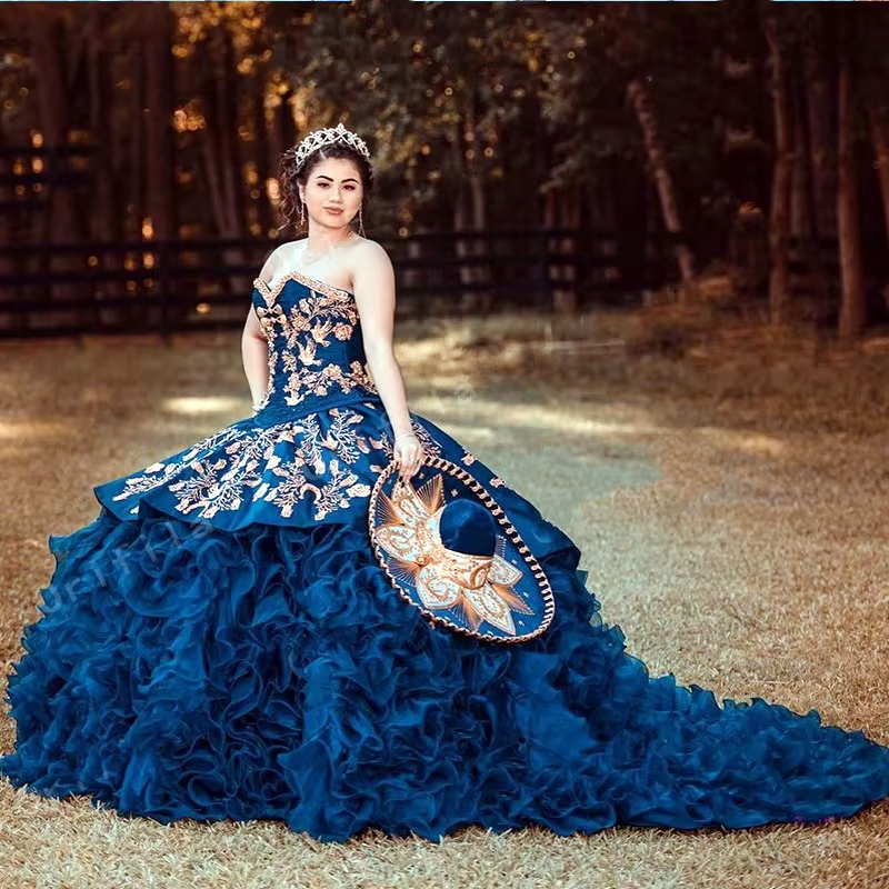 Navy Blue Princess Quinceanera Dresses Embroidery Beaded Ball Gown Sweet 16 Dress Ruffles Tiered Luxurious Birthday Party Gowns