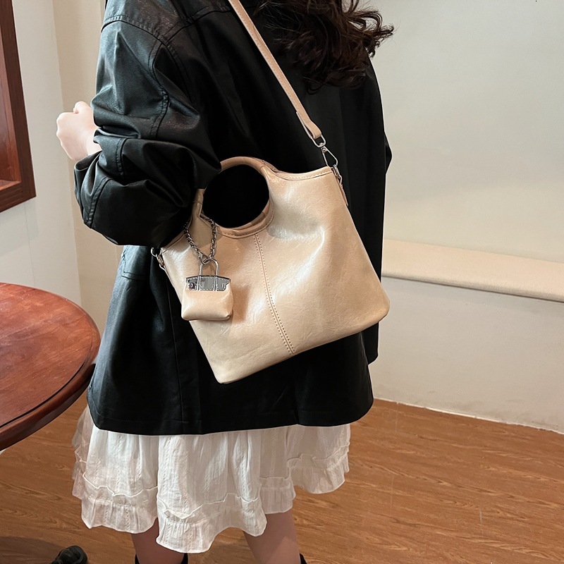 Korean version women's high-end handbag, 2025 spring new item, vegetable basket bag, simple and versatile single shoulder crossbody bag #swissmil