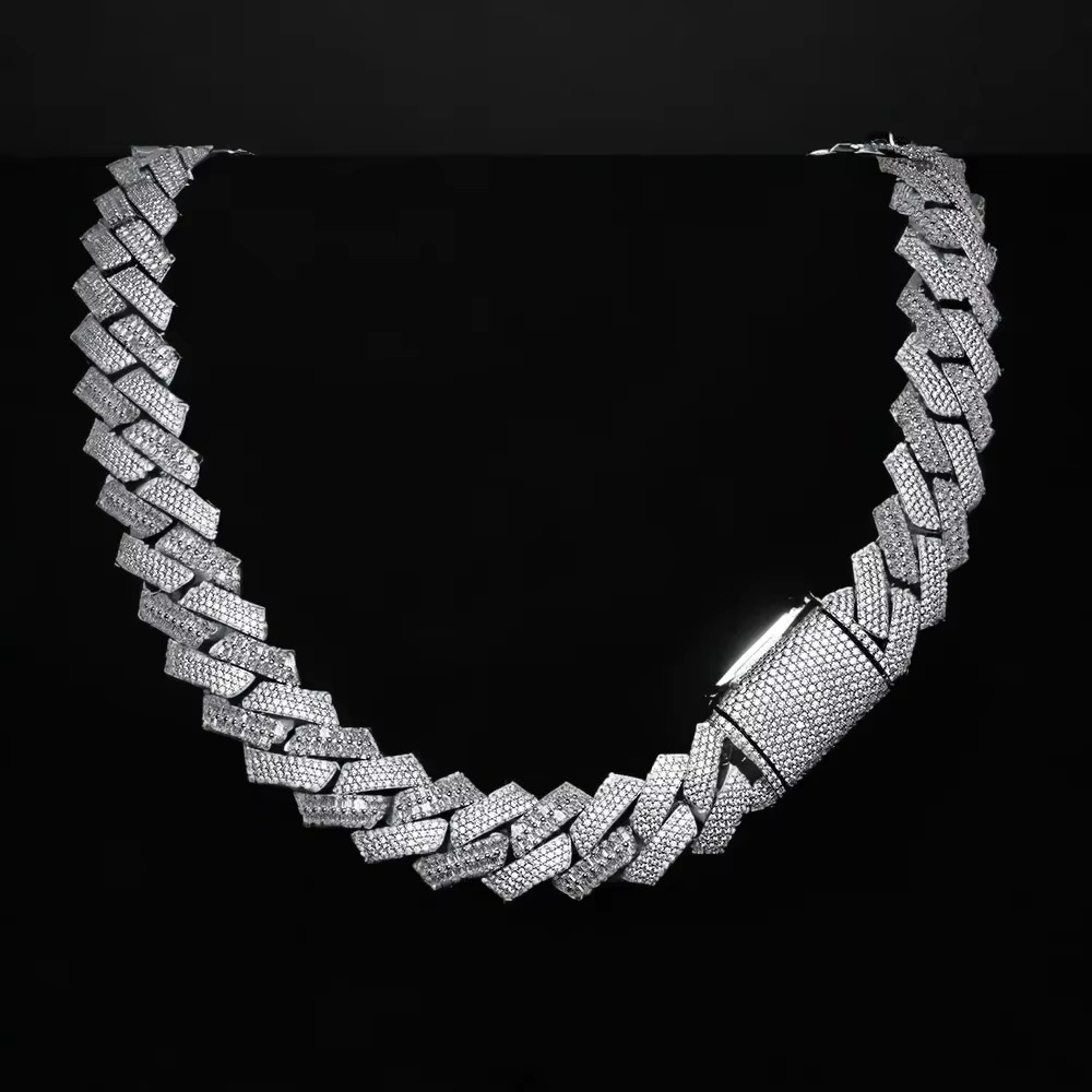 yin Custom Wholesale Sterg Sier Jewelry Moissanite Cuban Chain Exquisite