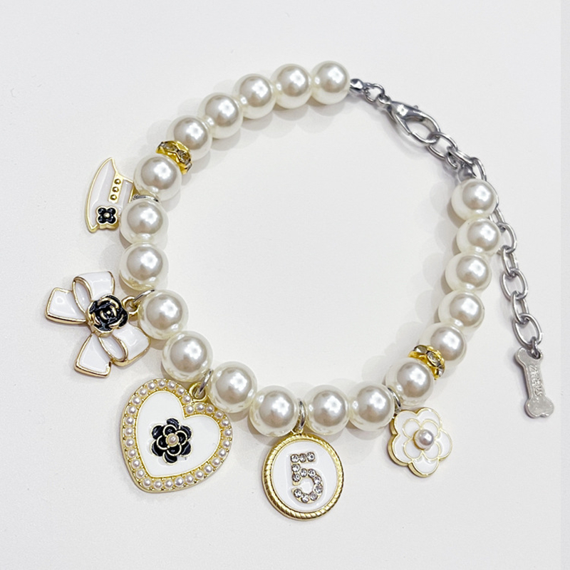 Luxury Dog Pearl Necklace with 5 Different Styles of White Gold Charms, Cat Dog Quality Pearl Necklacefor for Small Medium Dogs Birthday Gift, Adjusta