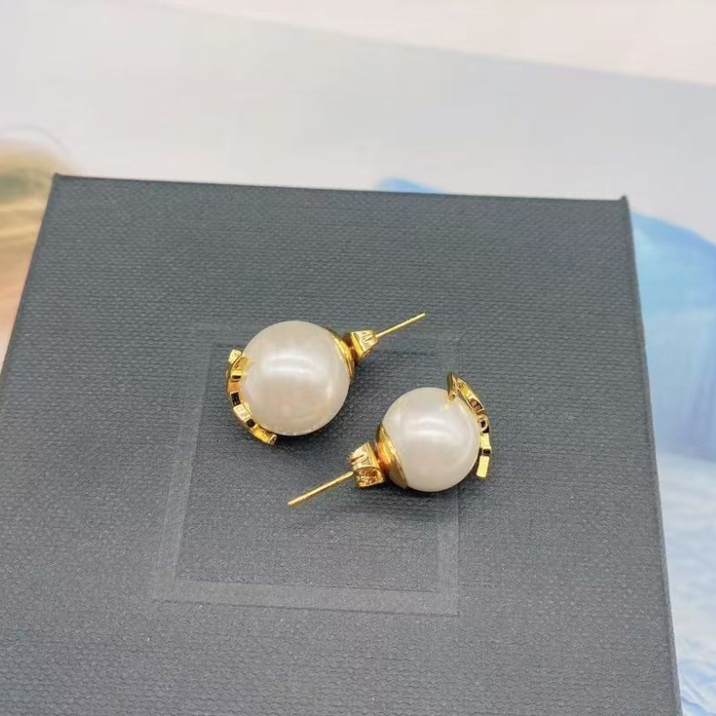 Luxury round ball pearl designer earrings asymmetric stud 18k gold charm elegant love geometry pearls earring earings ear rings jewelry