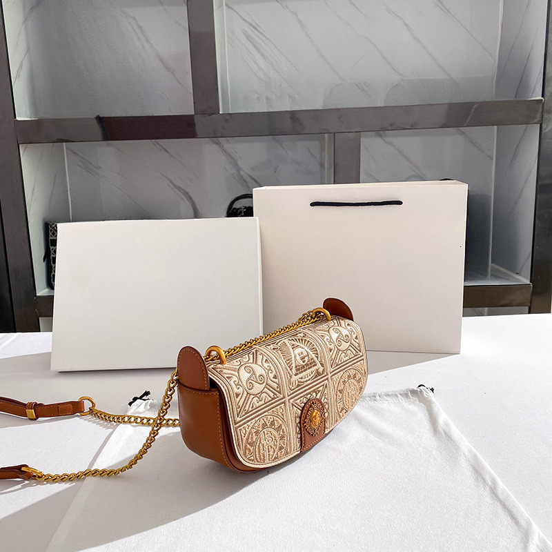 New 2025 Designer Wallet Retro Saddle Bag High-end Embroidery Crossbody Bag Casual Wallet Large Capacity Multifunctional Bag