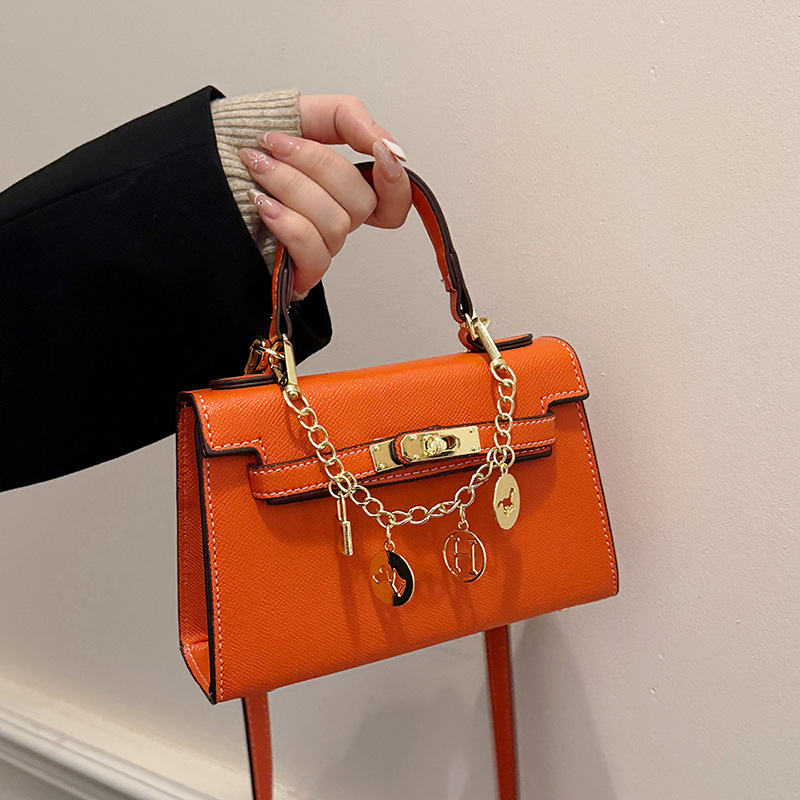 Leather Crossbody Bag hot for Women - Versatile Commuting Handbag, Stylish & Functional Design