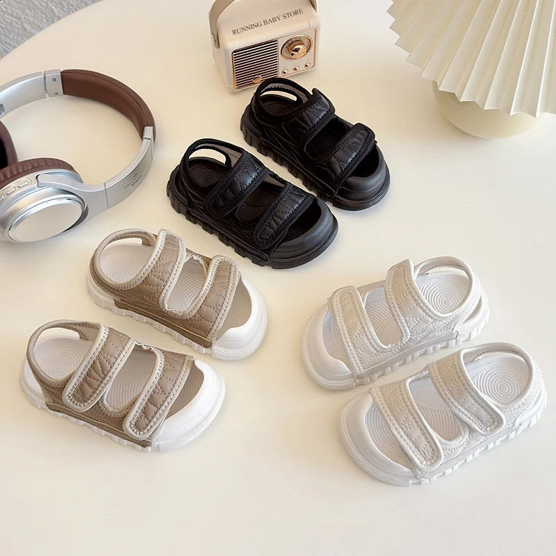 Childrens Casual Sandals Flat Shoes Childrens Summer Beach Shoes Girls Safety Hats Solid Color Sprots Sandals I01242 250219