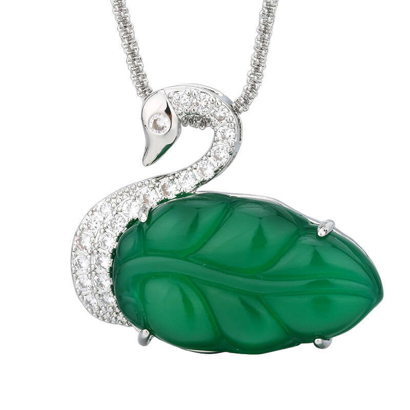 New jewelry necklace with natural full imperial green chalcedony swan shaped gold branches, jade leaves, collarbone chain for high-end women