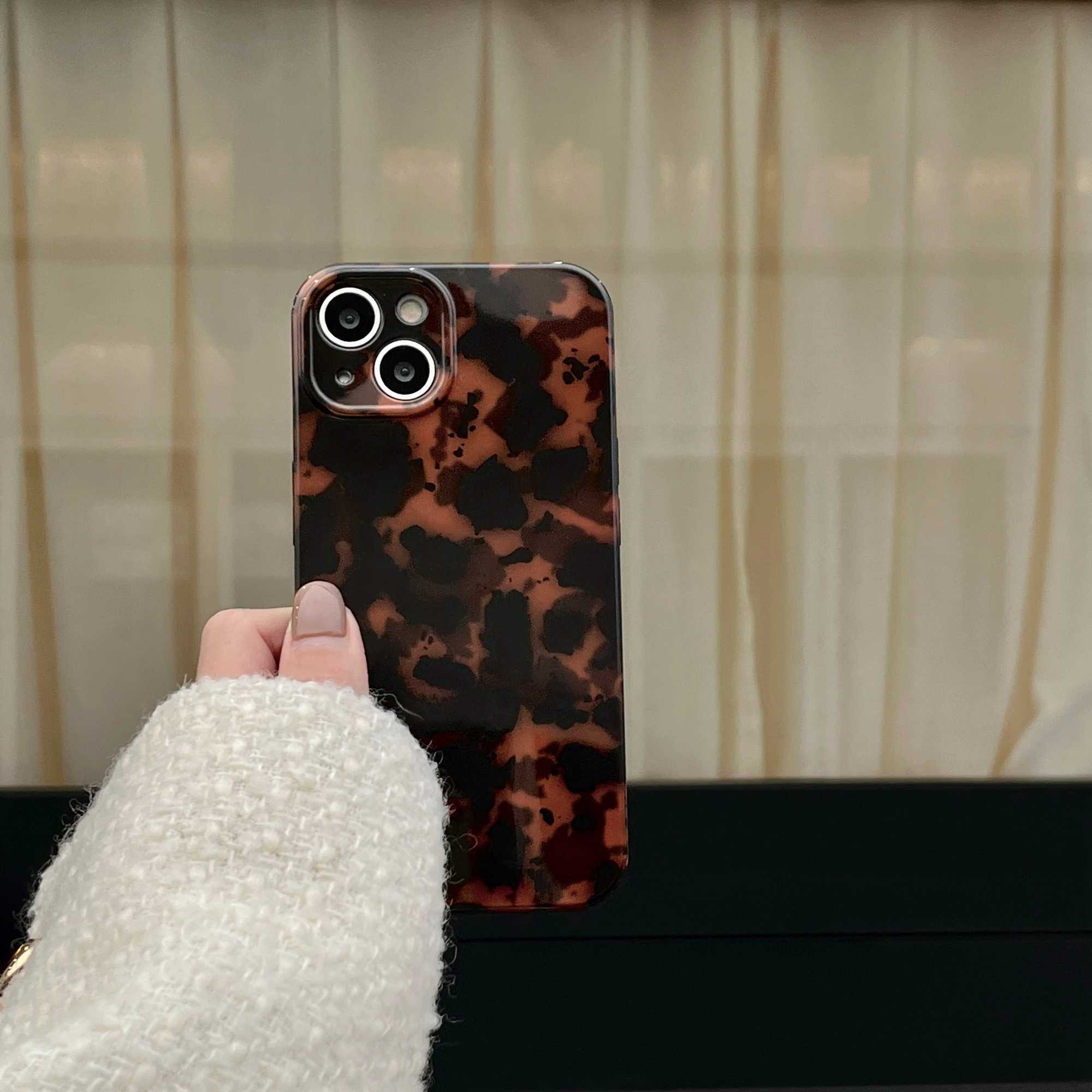 New Arrival Stylish Dark Color Tortoiseshell Amber Soft Glossy Cover Case for iPhone 16 15 14 13 12 11 Pro Max Plus O250219