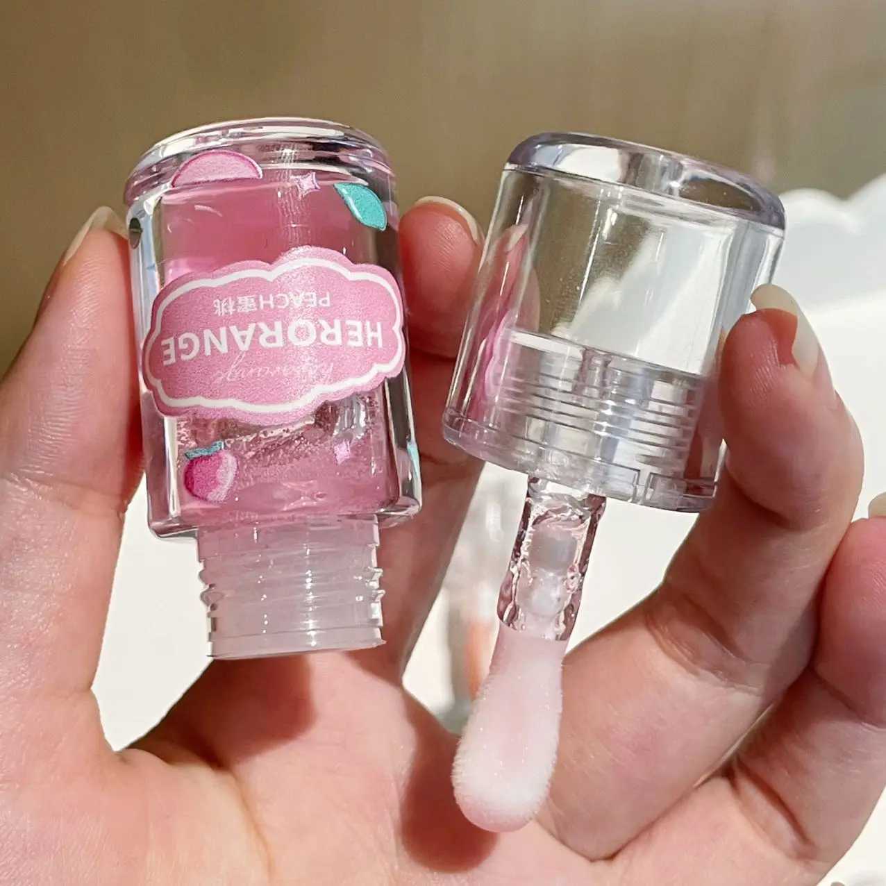 HERORANGE HR450 LIP Gloss Reduces Dryness Moisturizes and Reduces Lip Lines Providing a Hydrating Clear Lip GlossW250219