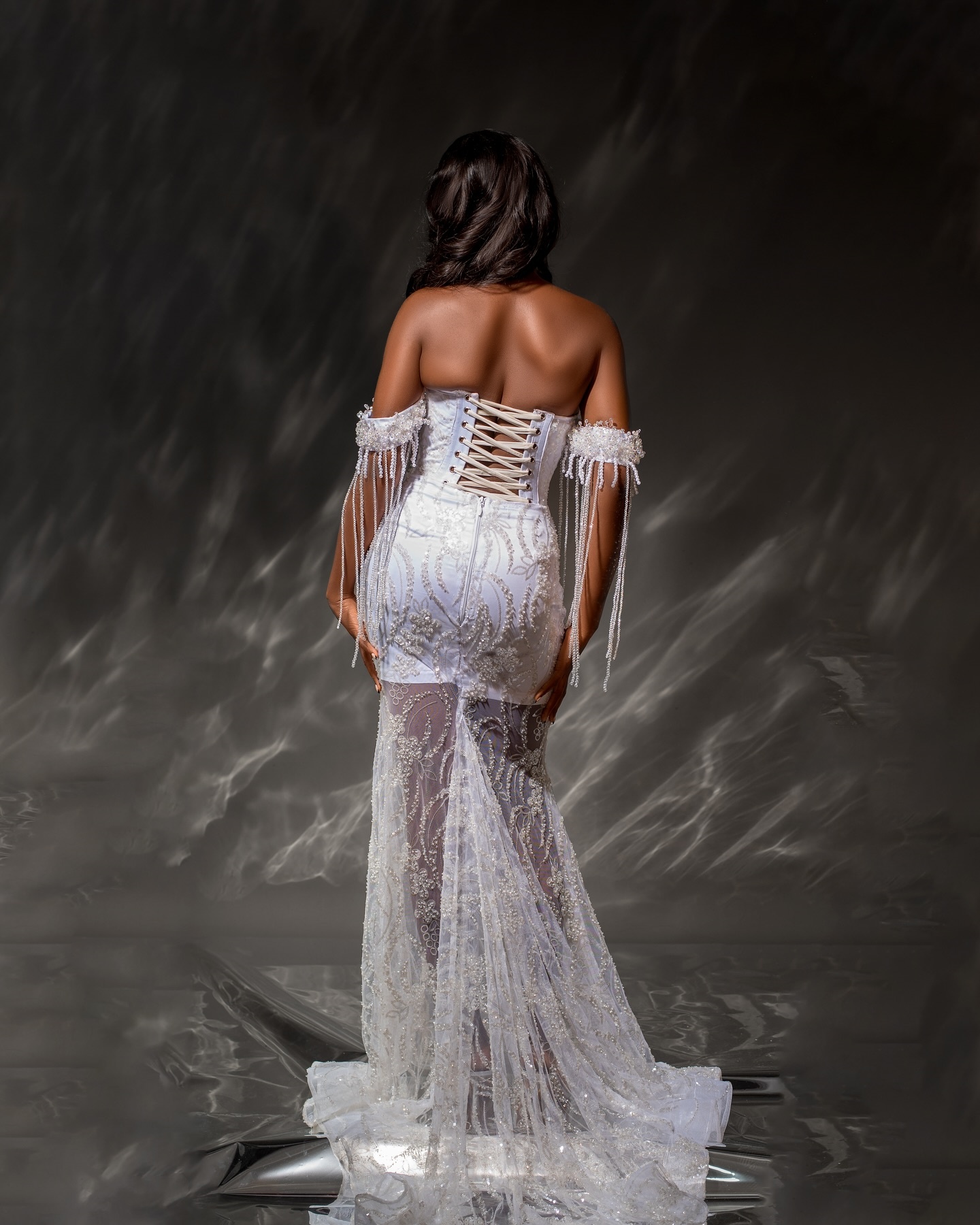 Stylish Off Shoulder Wedding Dresses Pearls Crystal Mermaid Bridal Gowns Tassel Customized Lace Up Backless Princess Sweep Train Bride Dress Vestidos 