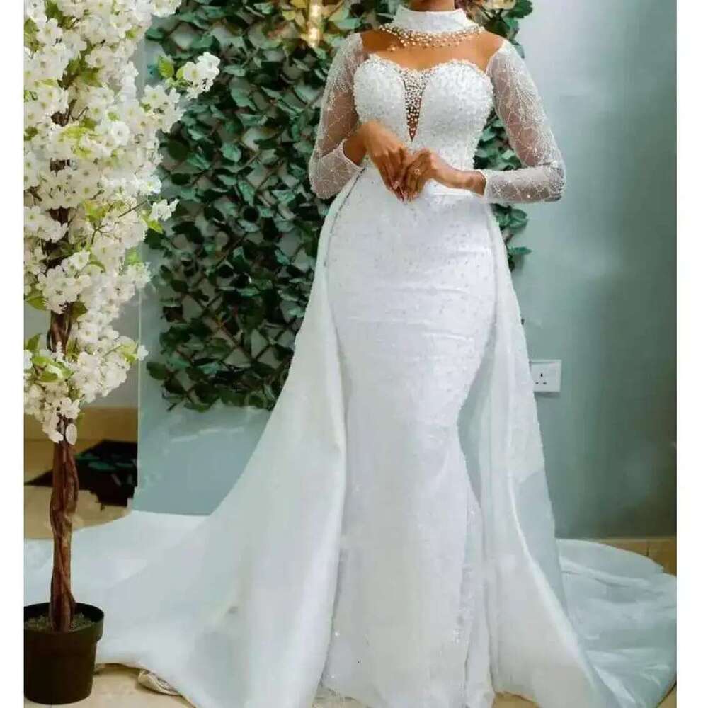 Customized Sparkly Pearls Beads Wedding Dresses With Detachable Train Vestido De Noiva Vintage Long Sleeve Bridal Gowns 6660311