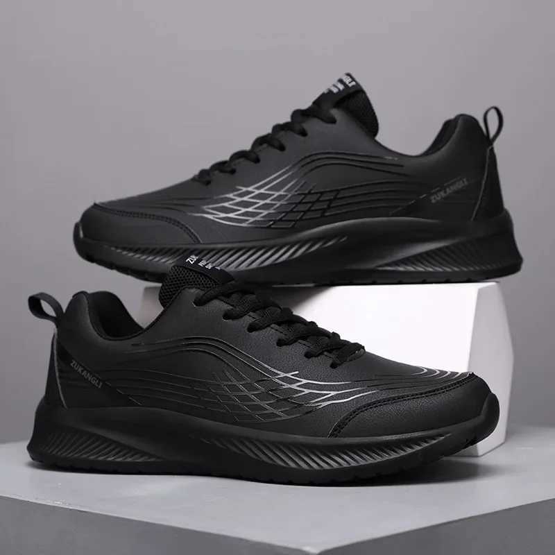 Running Shoes Men Big Size Casual Outdoor Flat Comfortable Walking Leather Tennis Shoes Lace-up Cheap Sneakers ManC250304