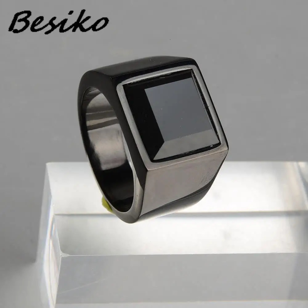 Besiko Trendy Men Square Black Stone Ring Stainless Steel Retro Signet Rings Rock Punk Male Jewelry Boyfriend Gift Drop 250213