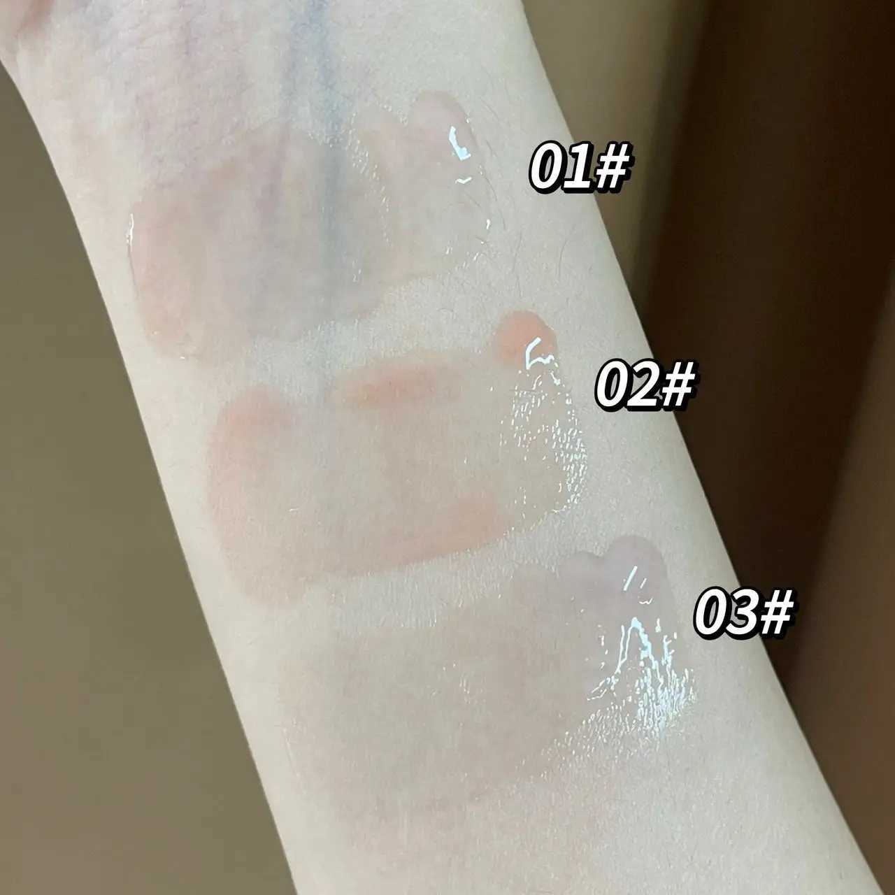 HERORANGE HR450 LIP Gloss Reduces Dryness Moisturizes and Reduces Lip Lines Providing a Hydrating Clear Lip GlossW250219