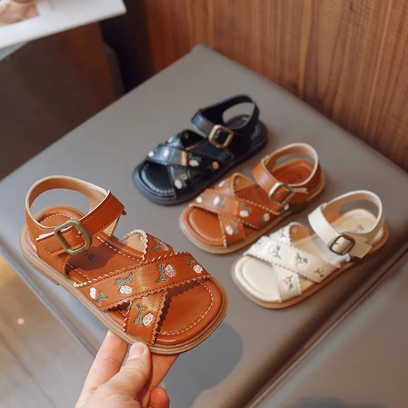 Girls Sandals Summer Embroidered Flowers Baby Girl Casual Beach Shoes Big Kids Princess Sandals Ethnic Style Sweet 250219