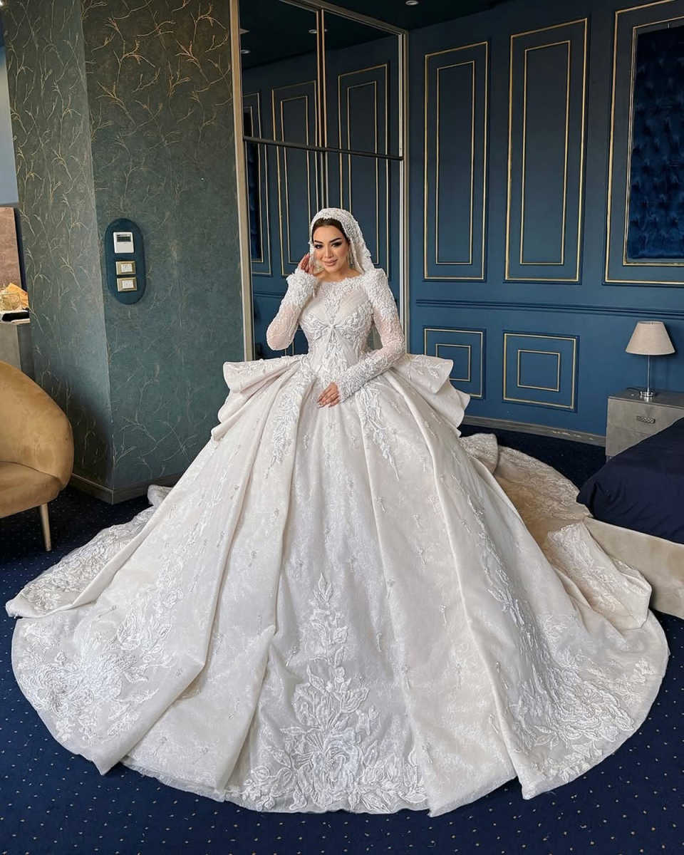 Ball Gown Wedding Dress For Women Jewel Neck Long Sleeves Bridal Gowns Appliques Court Train Dresses Custom Made vestidos de novia
