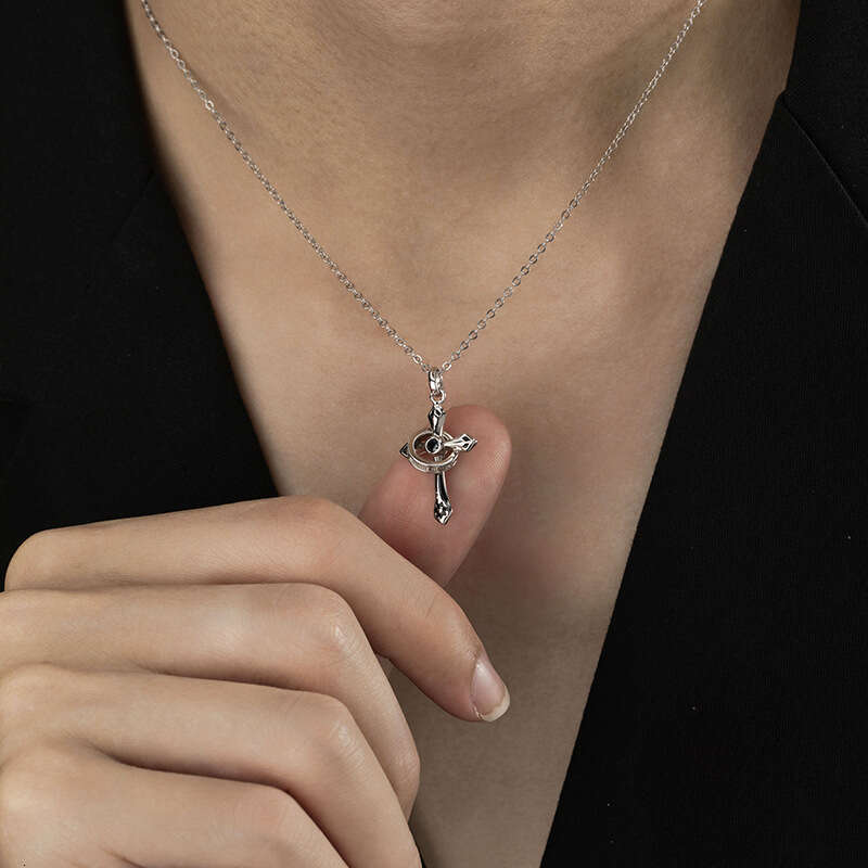 Cross sterg sier necklace with niche design, light hip-hop collarbone chain style, angel guardian pendant