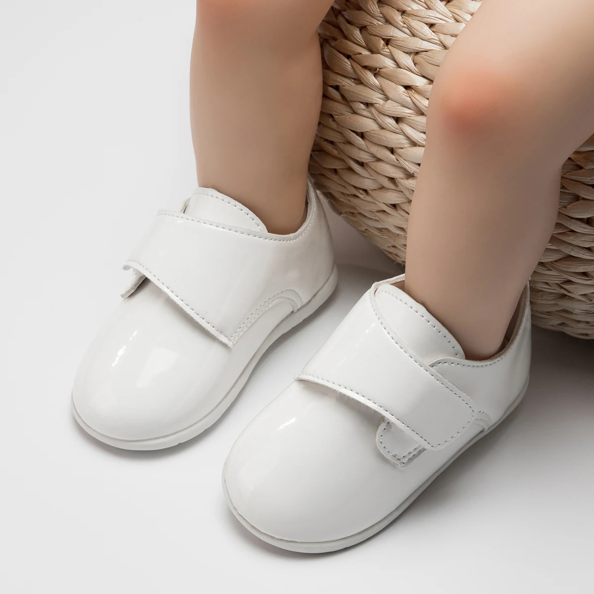 KIDSUN Baby Children Shoes Matte Leather Toddler First Walkers Shoes Rubber Soft-Sole Flat Anti-slip Infant Mirror Shoes 250219