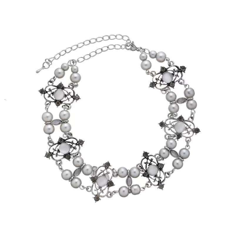 Spicy Girl Y2K Sweet Cool Crystal Pearl Necklace, Small and Design, High Grade Choker Neckchain, Collar Chain, Female