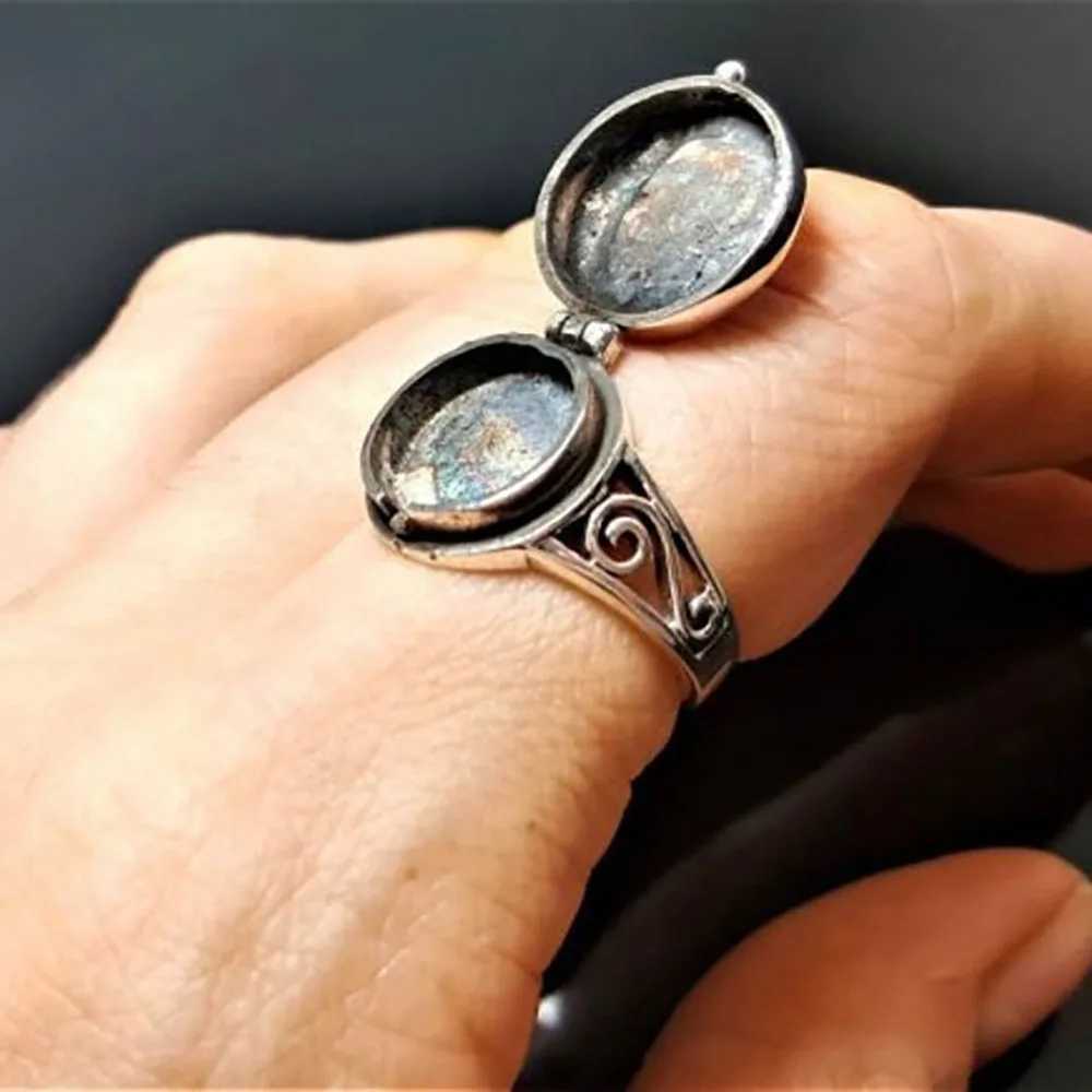 Men Punk Vintage Star Moon Flip Box Ring Open Ring Fashion Trend Hip-Hop Rock Style Popular Party Jewelry Creative GiftXJ250219