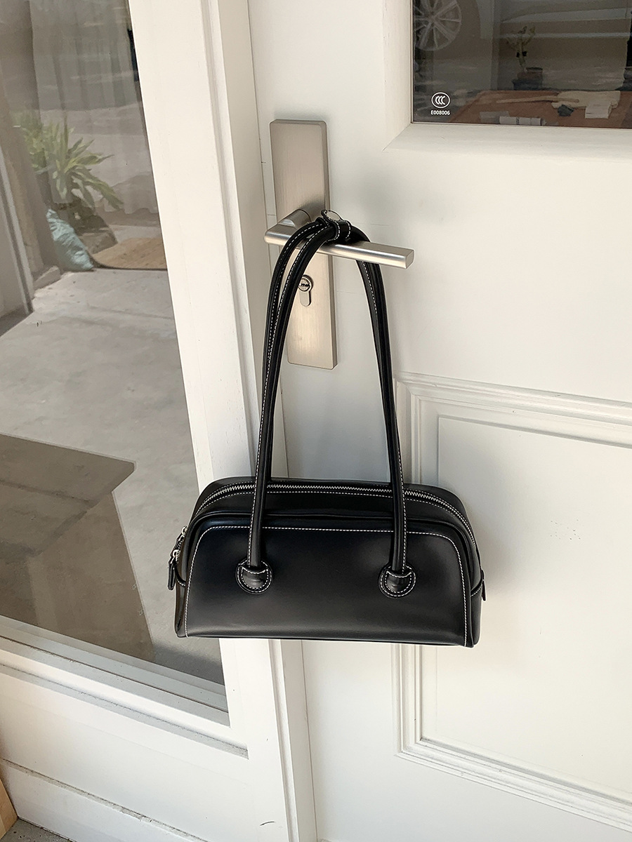 Chic Miniature Fashion Handbag with Versatile Shoulder Design - Perfect for Daily Use