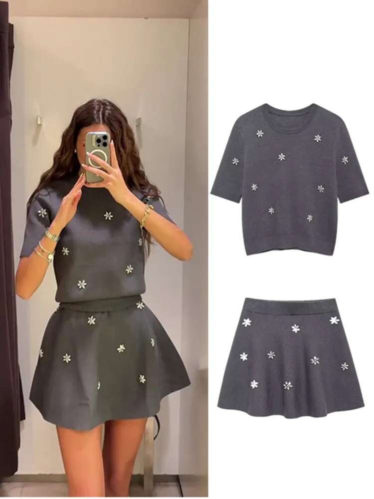 Elegant Jewelry Knitted Skirts Set Women Sweet O-Neck Short Sleeve Tops Mini Skirt Suit Autumn Lady New In Matching Sets