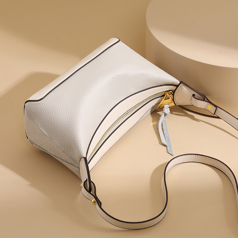 Head layer cowhide women's 2025 new fashionable and simple commuting armpit bag, leather large capacity single shoulder crossbody bag #swissmilit