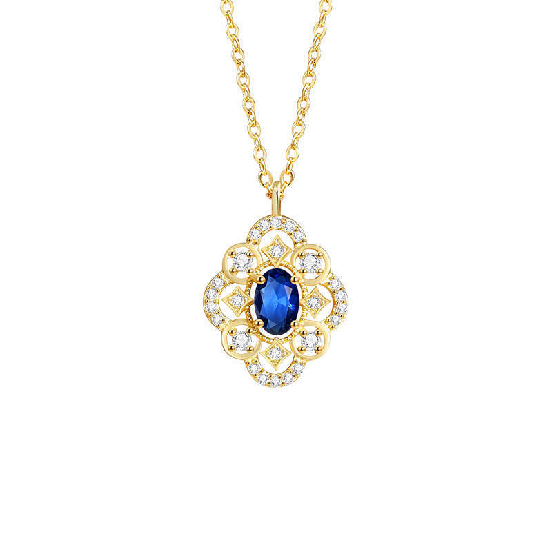 Four leaf clover pure sier necklace for women's niche design, light , blue zircon wer collarbone chain, ins love pendant