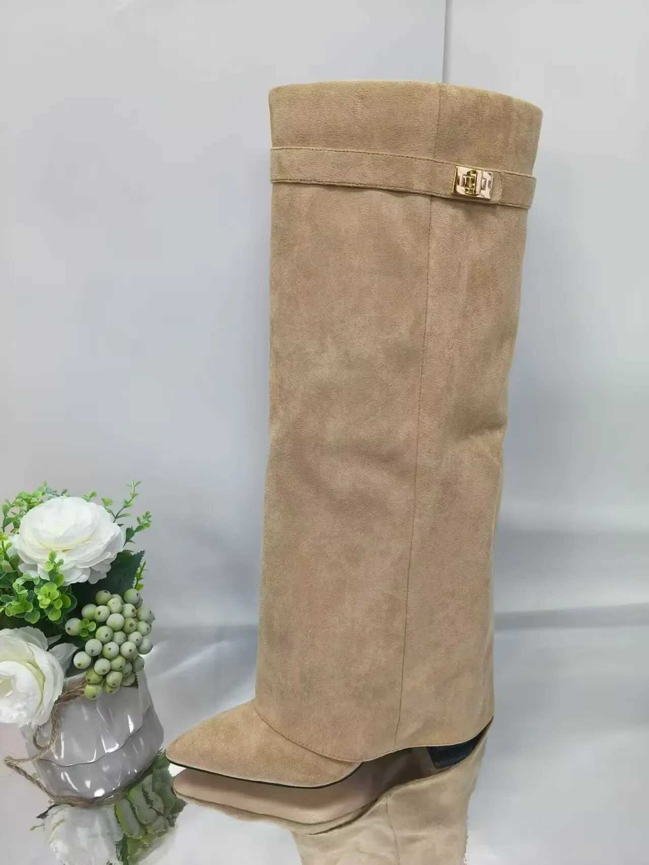2024Autumn and Winter New Pointed Metal Buckle Knee High Womens Thick High-heeled Pants Fashionable Mid Leg Boots Z250218