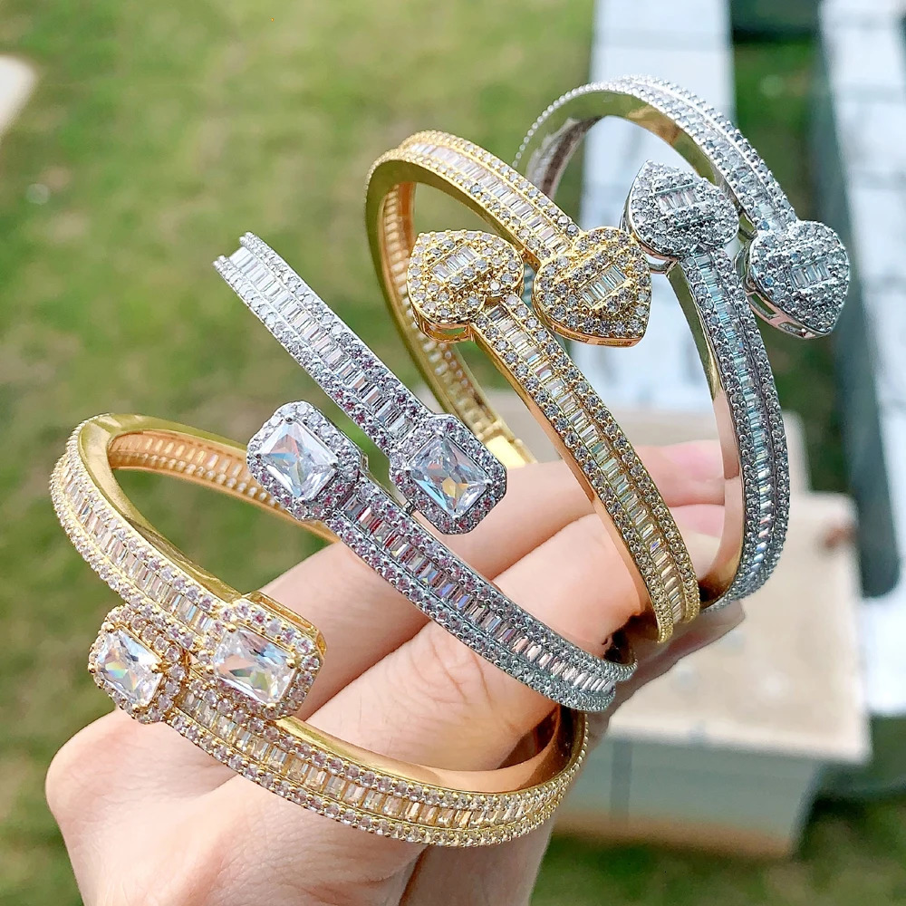 High Quality Iced Out Bling 5A Cubic Zircon Stone Paved Square Heart Clip Bracelets Punk Styles Hip Hop Bangle Cz Jewelry 250213
