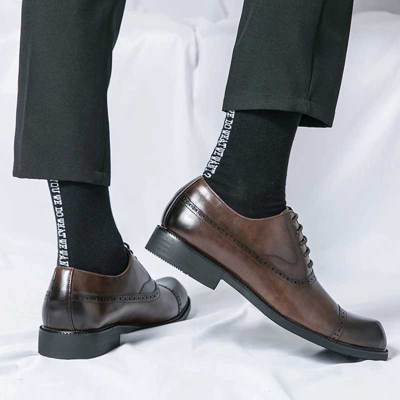 Hot Luxury Ripe-age Mens Female Business Leather Shoes Formal Black Dress Shoes Oxford Wedding Off Shoes Single Y250222