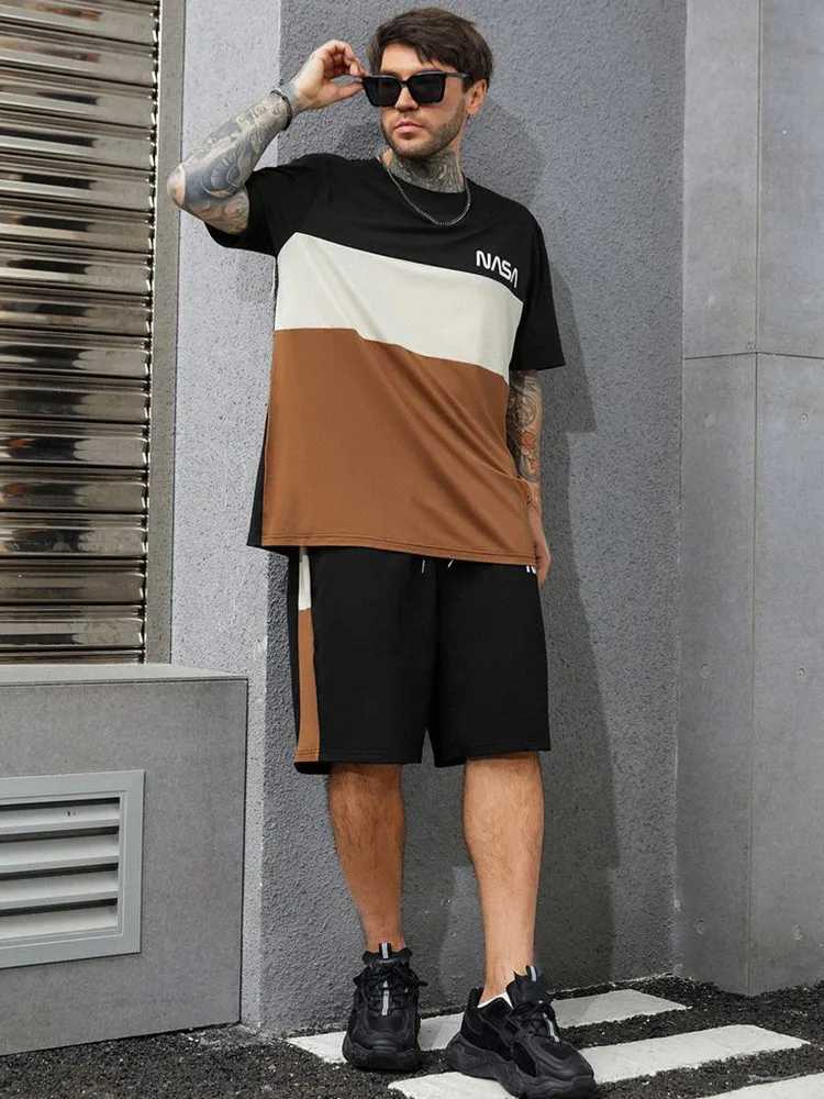 New Summer Vacation Leisure Daily 3D Mens Sports Wear Large Round Neck Short sleeved T-shirt Shorts Set Casual Street ClothingXJ250218